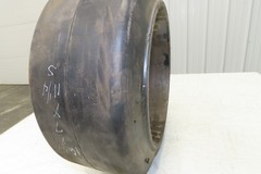 Forklift Tire 16-1/4x7x11-1/4 Smooth Press-on Black Rubber