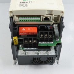 Schneider ATV71HU22N4 Altivar 71 3HP Variable Speed Drive 380-480V W/ VW3A1101