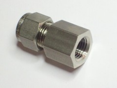 1-Swagelok Stainless Connector Fitting, 3/8″ Tube x 1/4″ Female NPT, SS-600-7-4