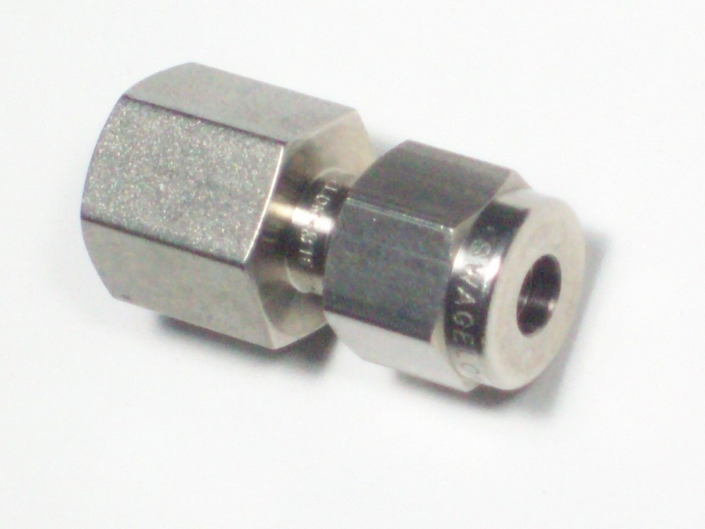 1 – Swagelok Stainless Steel Connector, 3/16″ OD Tube x 1/8″ FNPT, SS-300-7-2