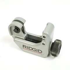 RIDGID 32985 Model 104 Close Quarters Tubing Cutter 3/16″ to 15/16″,