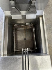 Henny Penny PFE-590 Electric Pressure Fryer Computron 8000
