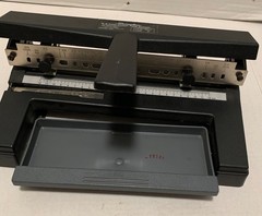 Swingline 2-4 Holes 40 Pages Heavy Duty Punch Model 450
