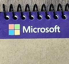 RARE BRAND NEW OFFICIAL MICROSOFT PURPLE BINDING NOTE PAD 75 PAGES PAPER JOURNAL
