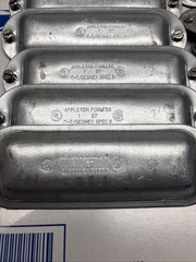 Lot Of 11 Appleton Form 35 1″ 27 Spec 5 Oz/Gedney Conduit Outlet Body Covers