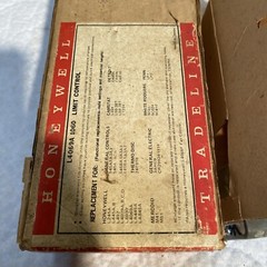 Honeywell L4069A 1060 Limit Control Tanner 150-250f, Opens On Rise, Stop 200f