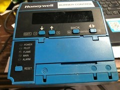Honeywell RM7895C1012 with S7800A1001, R7849A1023, ST7800A1021