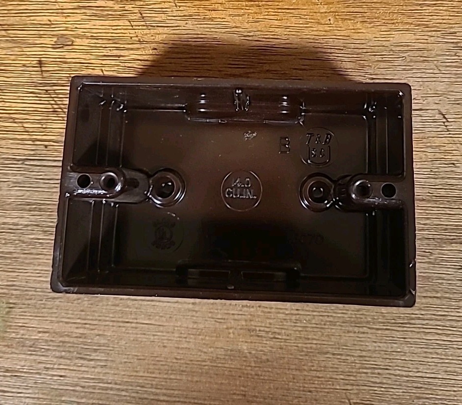 1-Thomas & Betts 5070 Brown 14.0 Cu.in. Surface Mount Single Gang Electrical Box