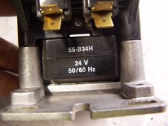 NEW GE 30 AMP CONTACTOR 24 VAC COIL 600 VAC 3 PHASE 3 POLE CR153C074AAE