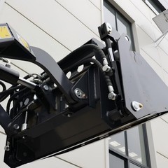 V380 Mini Skid Steer Loader 24HP 4-in-1 Bucket 3-Stage Pump Hydraulic System