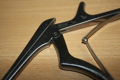 Aesculap FF724R Surgical Kerrison Bone Puncher Rongeur 4mm/180mm detachable