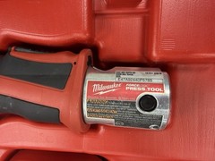 Milwaukee M12 Force Logic ProPress with Jaws and Accessories 2473-20