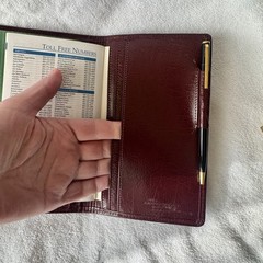 Day Timer Brown Leather Senior Pocket Planner Wallet Checkbook Organizer 4″ x 7″