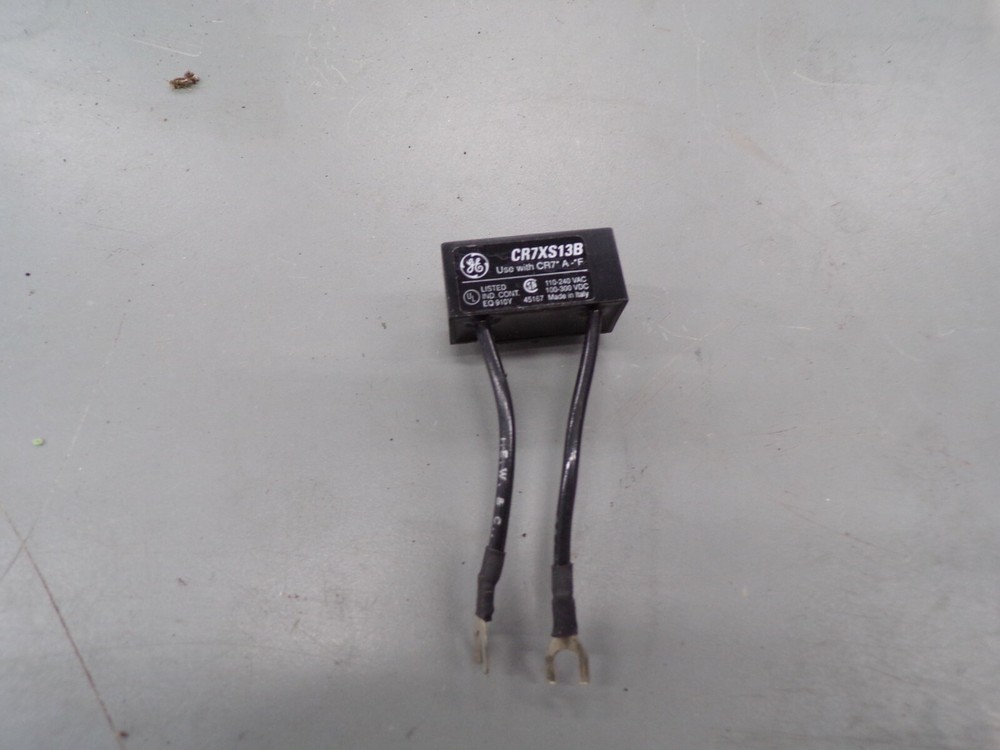 GE CR7XS13B Surge Suppressor Varistor Type New c18