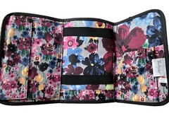 ThirtyOne BOLD BLOOM Fold and Go Trifold Organizer With Pockets