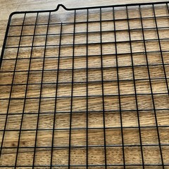 Wire Sheet Pan Grate/Cooling Rack, Black Plated, 2/3 Size / 14″ x 20″