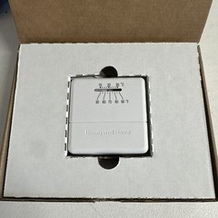 Honeywell CT30A1005 Heat Only Non-programmable Thermostat CT30 Open Box