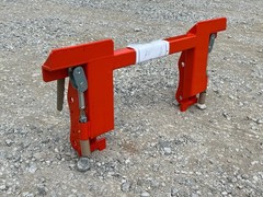 Kubota LA435 LA535 Tractor Loader To Skid Steer Quick Attach Adapter Conversion