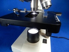Omax Four Lens With Slide Stage Microscope Lightg and Aperature Control Good Use