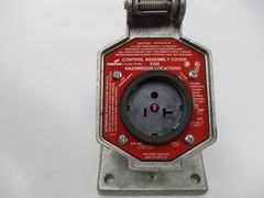EATON ENR5201 20A 125V RECEPTACLE (AS PICTURED) NSNP