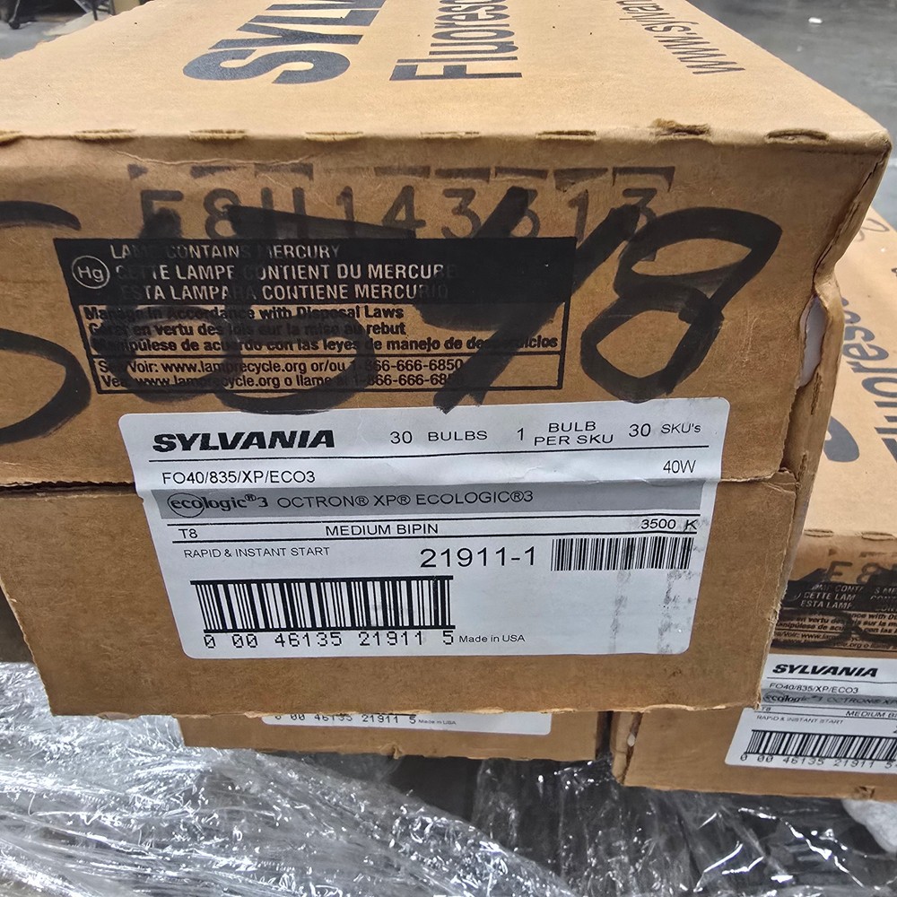 *LOT 30* Sylvania FO40/835/XP/ECO3 Fluorescent Lamps OEM USA Ecologic 3 21911-1