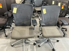 Haworth Zody Office Chair w/ Gray Mesh Back