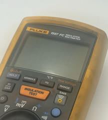 Fluke 1587 FC Insulation Multimeter Megohmmeter DMM Tested Works Perfect – Used