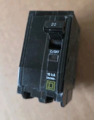 Square D QOB220 Bolt-On Circuit Breaker 2 pole 20 amp 120/240v 10kA USED