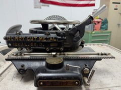 👀VINTAGE IDEAL STENCIL MACHINE 7/16″ PUNCH SIZE MODEL NO. 3