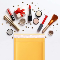 Compact Yellow Kraft Bubble Envelopes 4×8 Inch – 50 Pack for Shipping Essentials