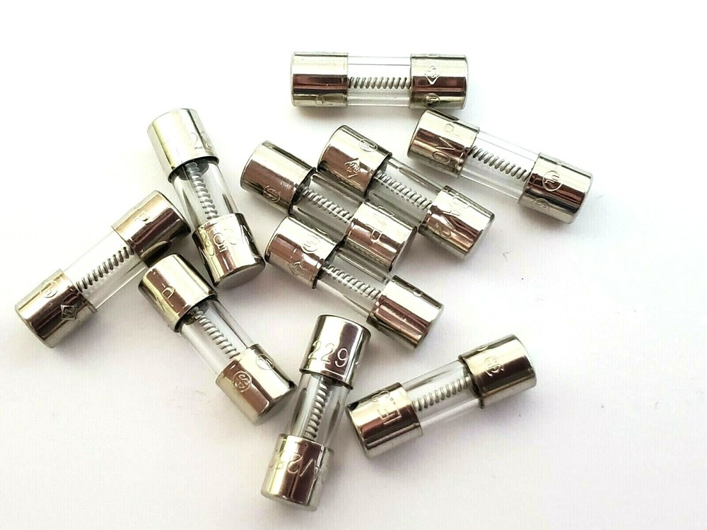 Lot of 10 Littelfuse 2AG3A 250V 3 Amp Slow Blow 5 x 15 mm Glass Fuses 229003
