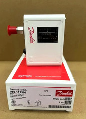 1PC-Danfoss 060-117391 Pressure switch, KP5 1/4 inch/IP30-NEW