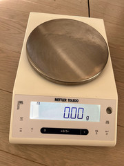 Mettler digital lab scale balance analytical ML1502E NewClassic SG 1500g 10 mg