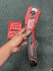 MILWAUKEE TOOLS 2471-20 COPPER TUBING CUTTER 12V CORDLESS W Clamp Keys
