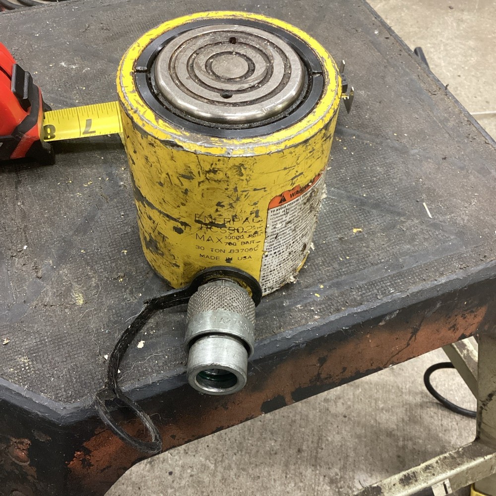 REFURBISHED Enerpac RCS302, 32.4 ton Capacity, 2.44 in Stroke Hydraulic Cylinder