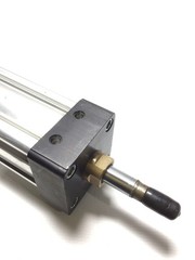 Parker 02.50 F4MA1U18A 48.000 Air Cylinder 250 PSI