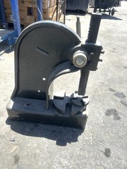No. 2 Arbor Press Heavy Duty Bench Mount Manual Rack & Pinion Press Cast Iron