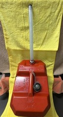 Vintage Steel BLITZ 2.5 Gal RED Gas Can USA DOT-5 L USMC 20-2 1/2-84 w/new Spout