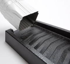 Amerimax 3015-12 24in Black Vinyl Splash Block Downspout Diverter New Open Box
