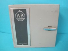 AB ALLEN BRADLEY TYPE 1 METAL ENCLOSURE TB1 50348 LOCKING POWER BOX USED