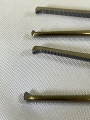 Pair of Millennium Surgical Kocher Clamps Straight 12″ 1×2 Teeth General Surgery