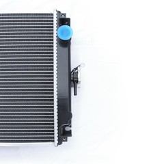 Tractor Radiator Fits For John Deere 2305 2025R 2320 3005 790 LVA802036 AM881422