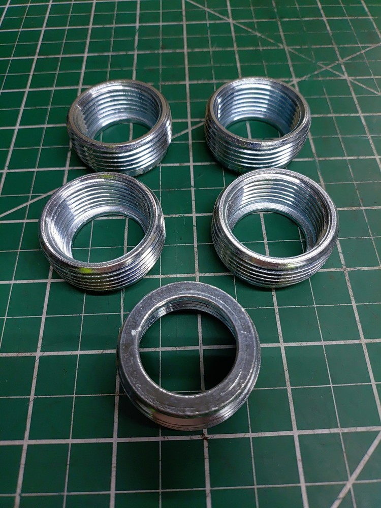(Lot of 5) Conduit Reducer Bushing Coupling 1-1/4″ to 1″