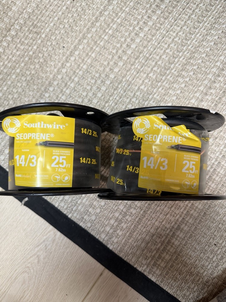 (50’ TOTAL) 2-Pack 25’ Rolls Southwire Seoprene 14/3 Flexible Wire 300V SJEOOW