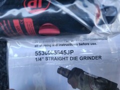 1/4″ Straight Die Grinder, 4 CFM, 25,000 RPM, 90 psi, 0.3 HP, Rear Exhaust