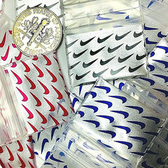 BaggiesSince1987 – 1034 Design Zip Bags Metallic 25 DSN MIX 100PCS, READ DETAILS