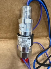 NOS United Electric Controls, 10-C12M511 Pressure Switch 30-600 PSI, Series 10