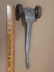 Vintage GOLDBLATT Masonry Bricklayer Skate Wheel Joint Raker Tool Aluminum – 9″