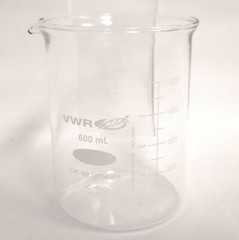 Lot of 5 VWR 10754-956 Low Form Glass Beakers, 20oz/600ml, 50-500ml Graduation