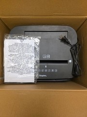 Staples 150-Sheet Micro-Cut Multi-Media Shredder (ST62157) NEW OPEN BOX